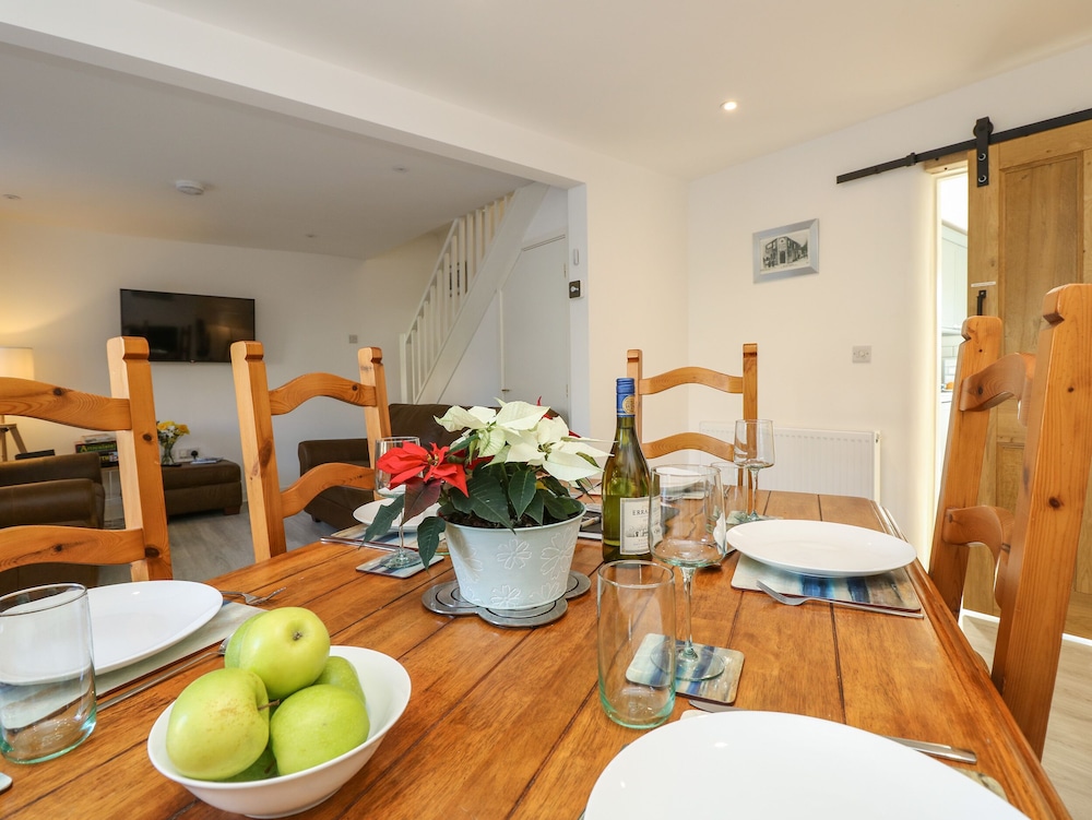 1 Star Cottages