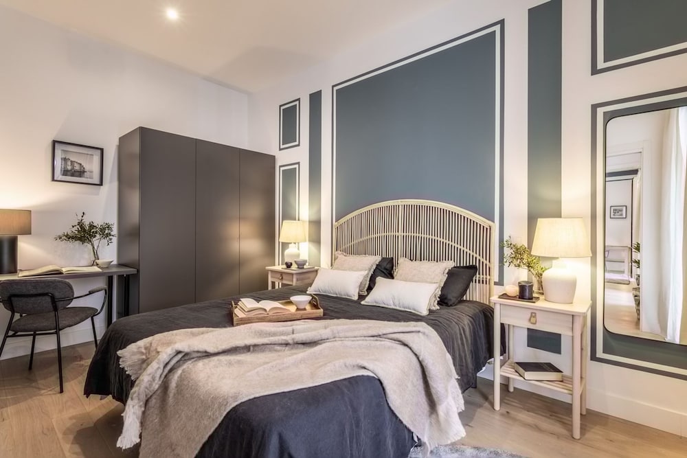 Portici - 2 Bedrooms and Terrace in Goya