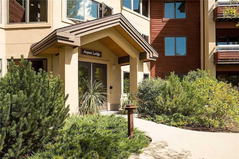 4207 Aspen Lodge, Trappeur's Crossing Apartment 3
