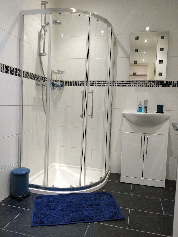 Clifton Apartment