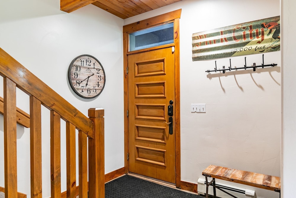 Deer Valley Den by Avantstay Beautiful Home in Ideal Location in Park City