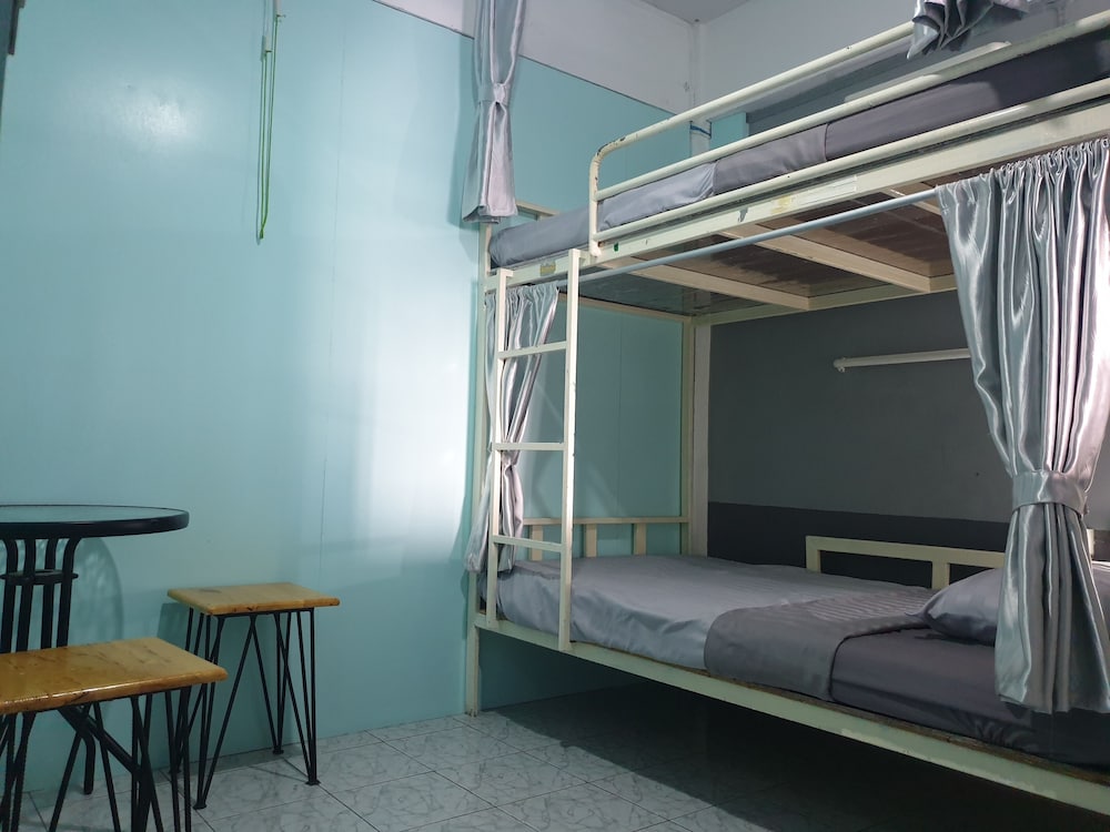 i-smile MeU2 Hostel