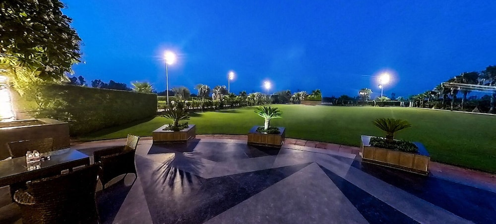 Imperium Resort