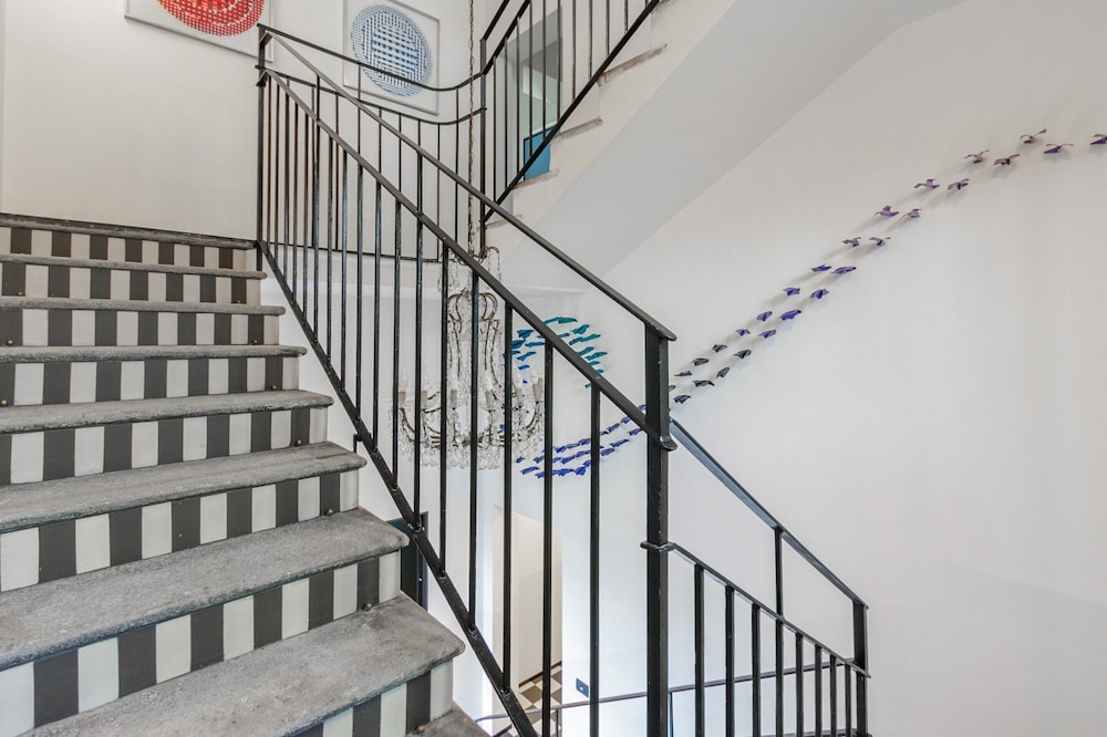 Bright Studio With gym and Coworking, Milan