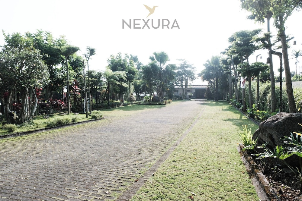 Jambu Klutuk Resort