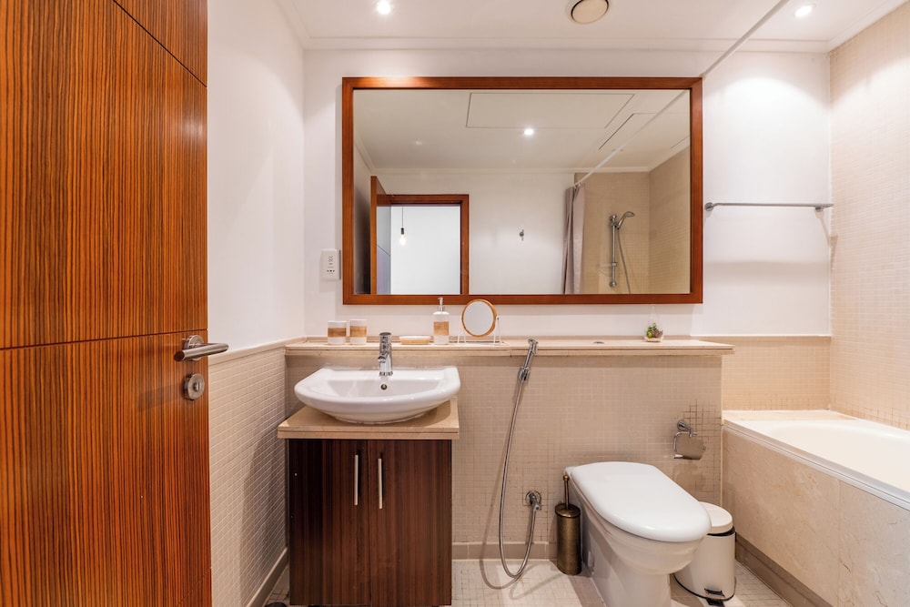 Excellent Panoramic 1BR at Attessa
