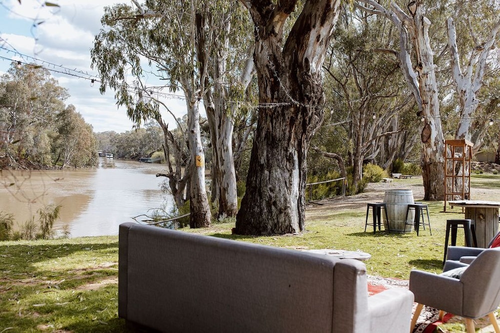Tindarra Resort