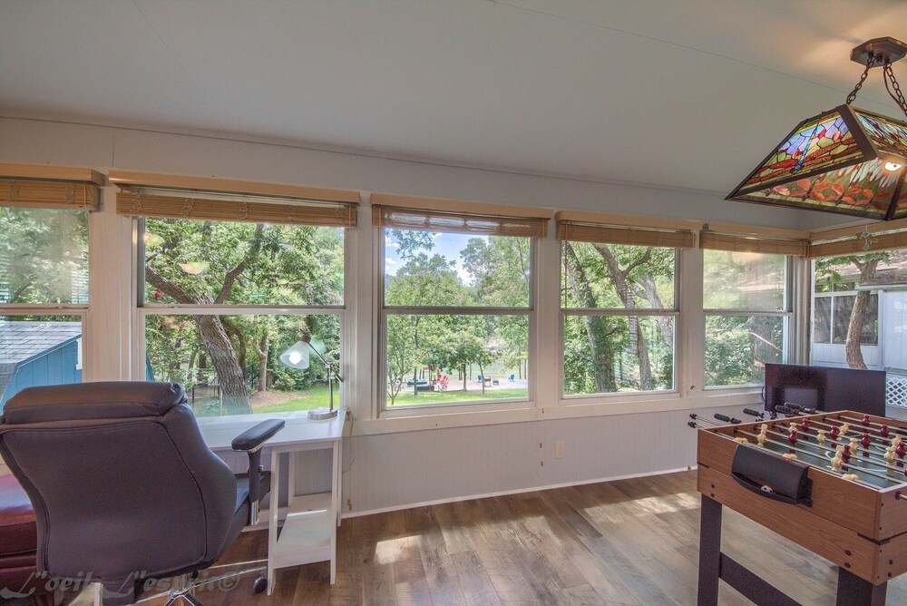Guadalupe River Retreat RR 1324 4 Bedroom Home by RedAwning view 5