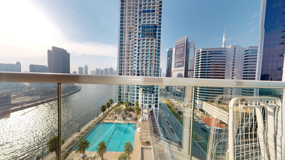 Business Bay - Damac Maison Prive Tower B 915