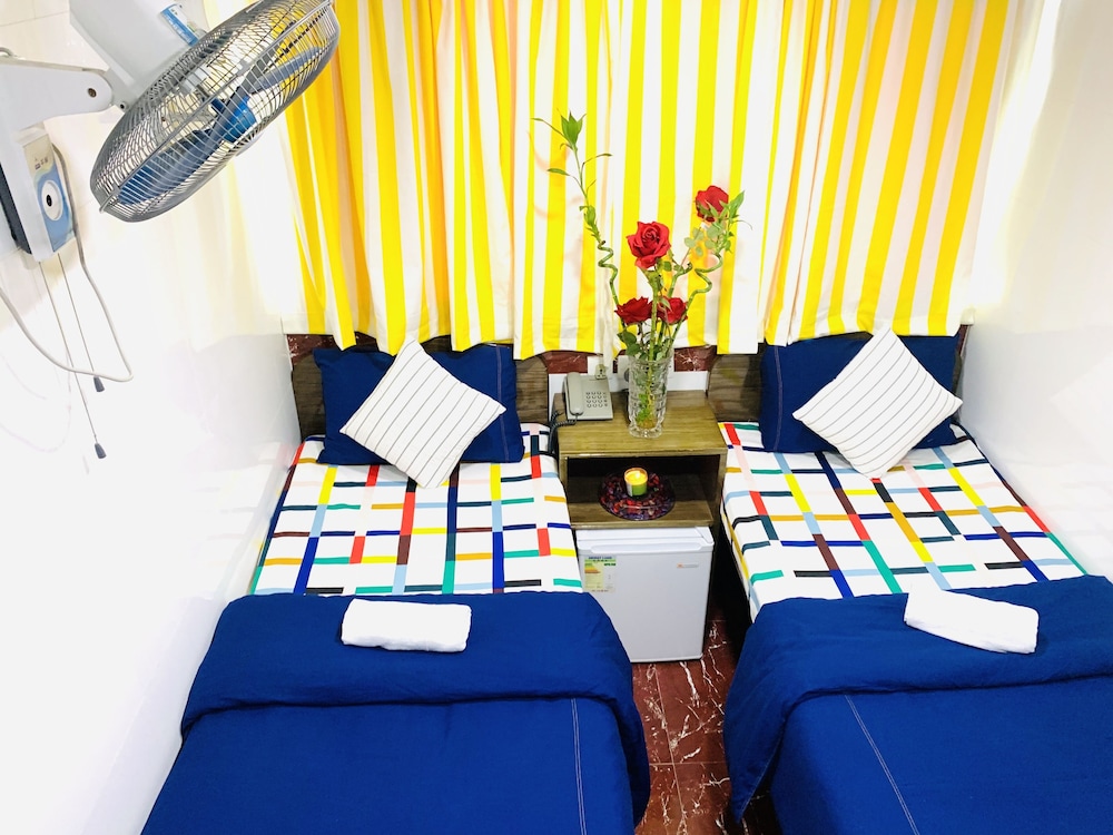 Australia Lounge