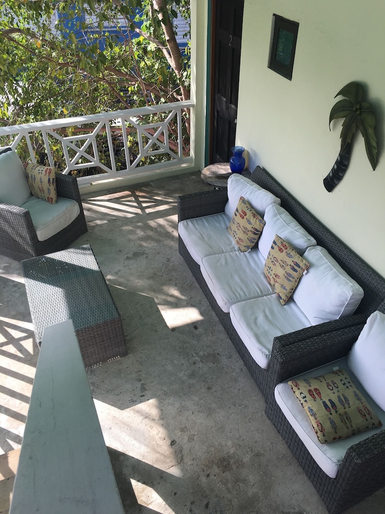 Mamacita's Guest House - Photo 7