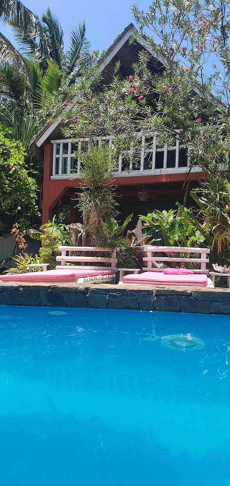 Ravoraha Ecolodge