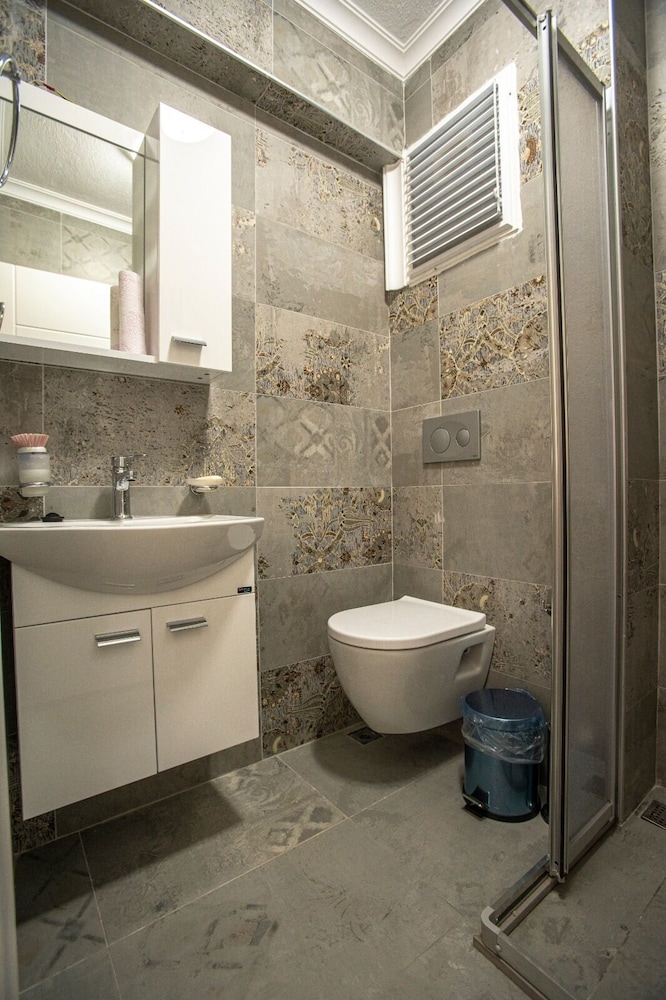 Villa Konfor Dogu view 3