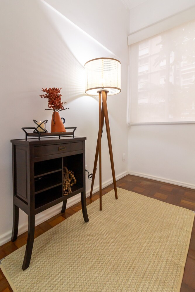Comfort in Copacabana 9 Minutes From the Beach Cj202