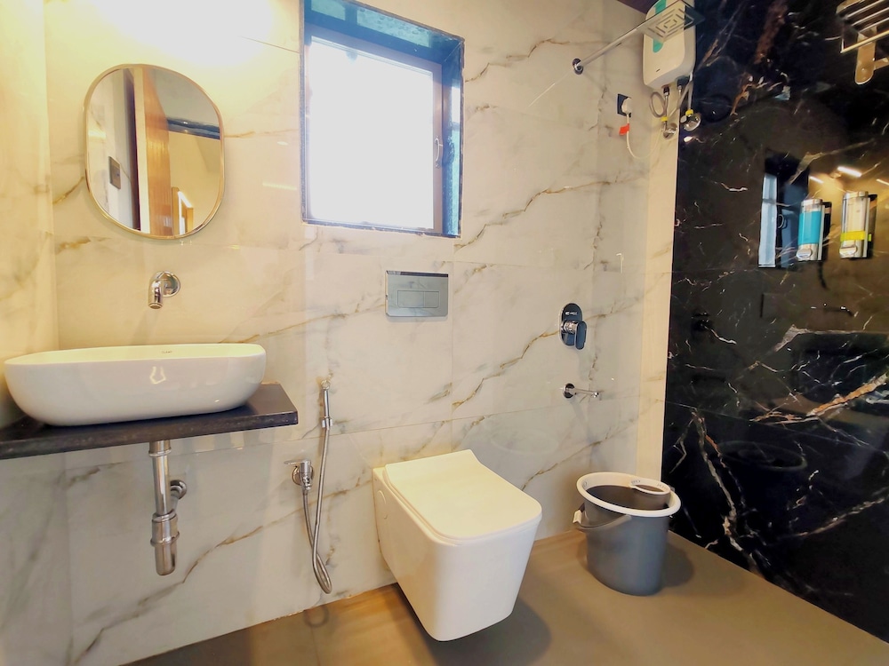 Hotel Satkar Inn