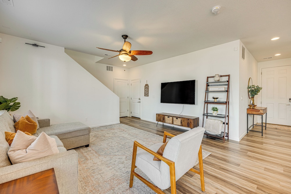 Bright Colorado Springs Home, 10 Mi to Dtwn!