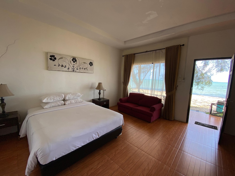New Marjoly Beach & Resort