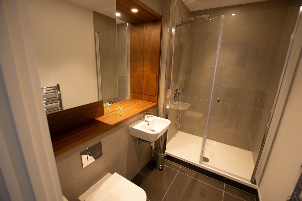 Charles Hope Apartment Canary Wharf