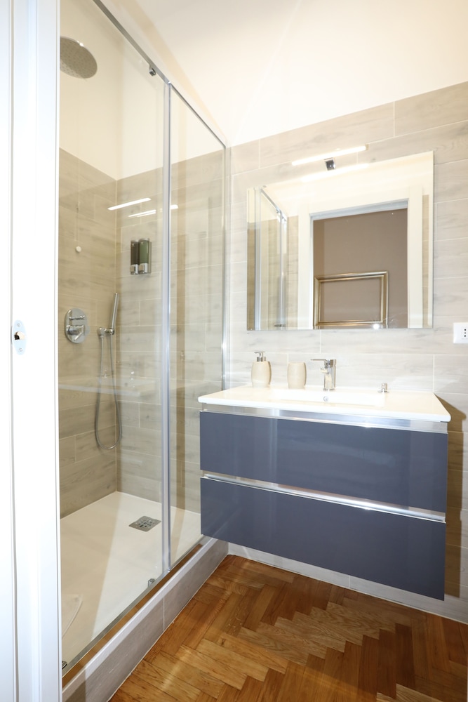 Unique Luxury Apartment and Rooms