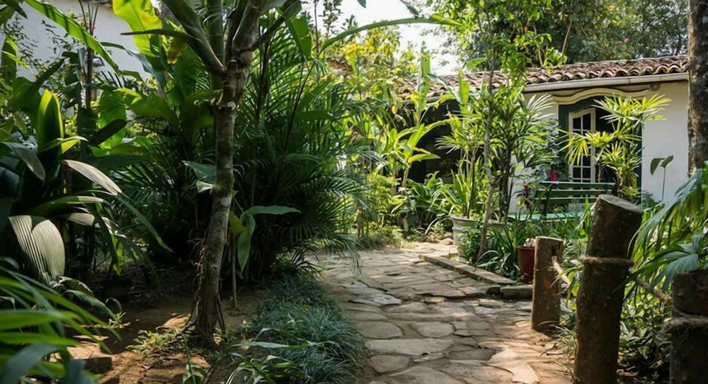 Pousada Divina Casa Suites and Beds