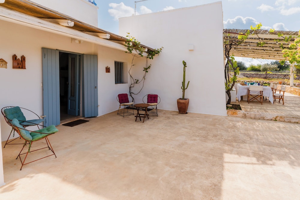 Ker Rail Villa with Pool by Wonderful Italy