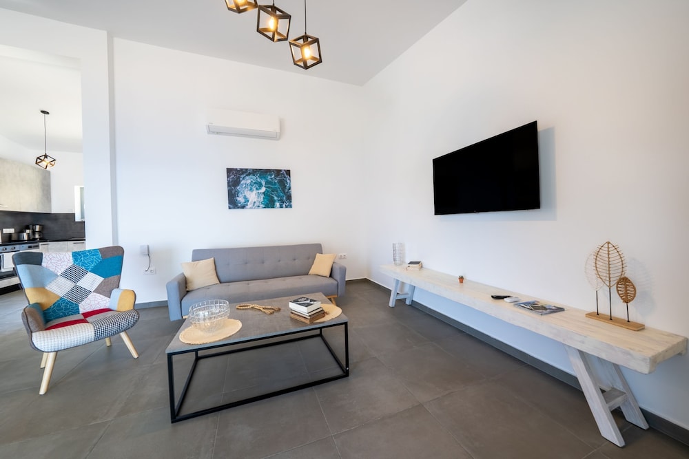Aphitriti Oxomeria in Paxi