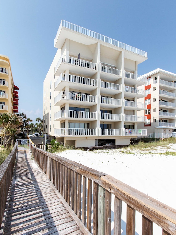 Gulfside 302 by Brooks and Shorey Resorts
