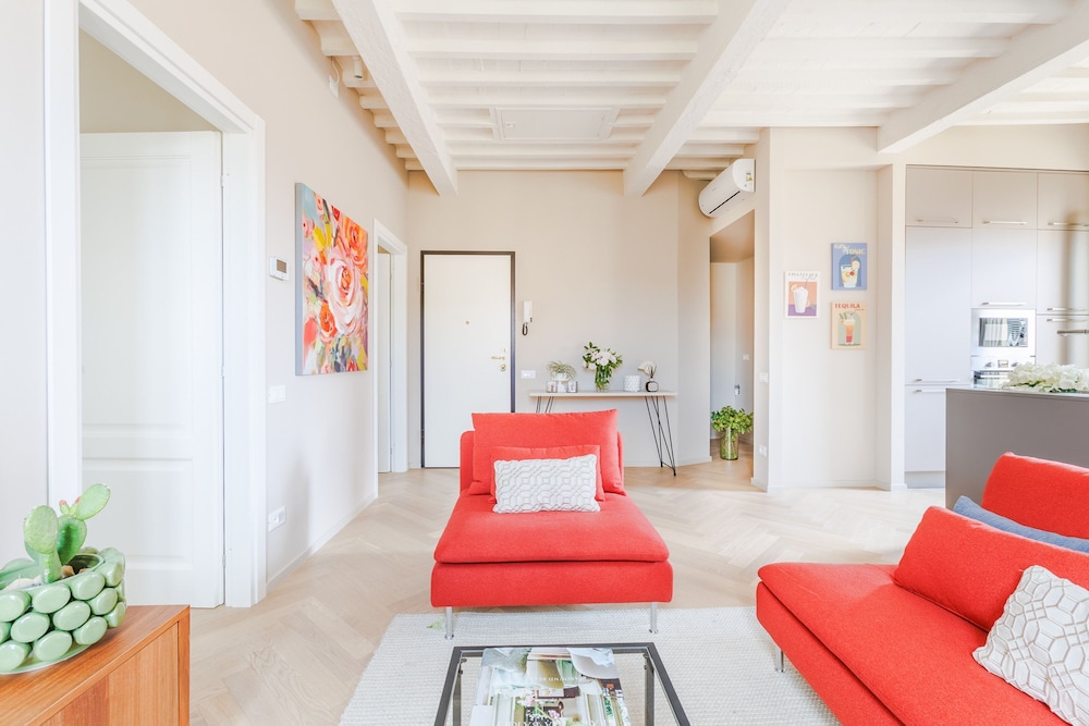 The White Lotus Penthouse