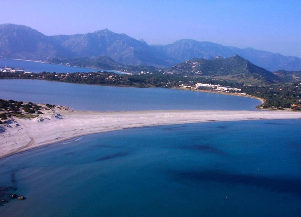 Sardinian-style Apartment Near Beach