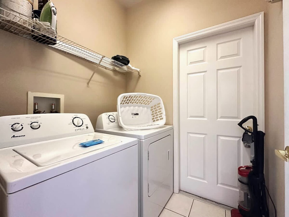 Disney Hideaway Villa Sleeps 9 4Bd Home With Pool