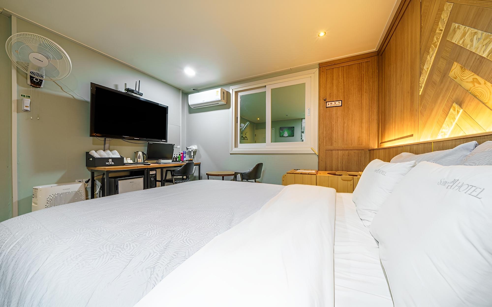 Yangsan Bukdong Hotel Somerset view 2
