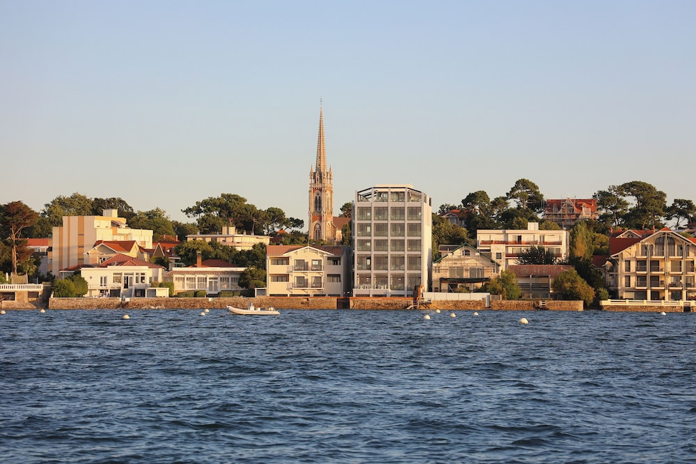 Hotel Les Vagues Hôtel & Spa - Image 1