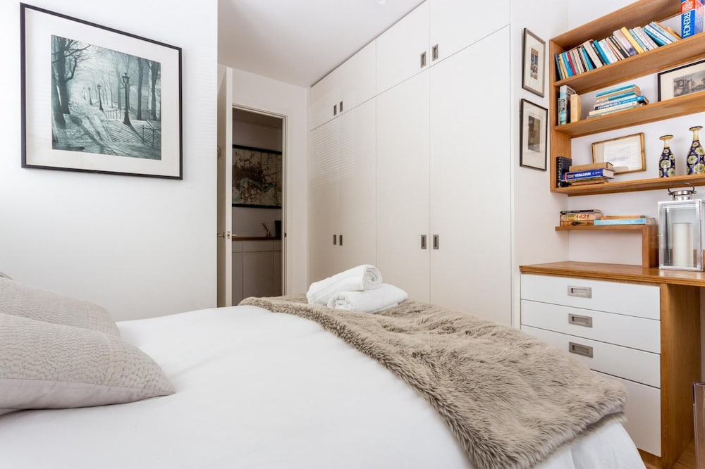 NEW Stunning 5BD Kensington House