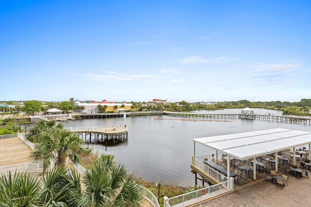Laketown Wharf by Book That Condo