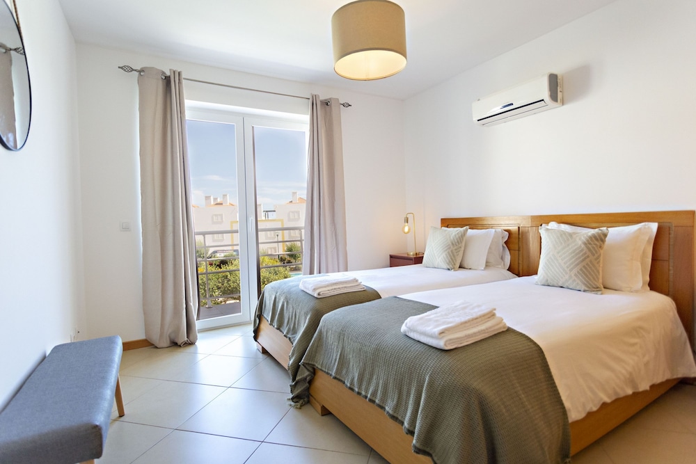 The Barony Suite Apartment