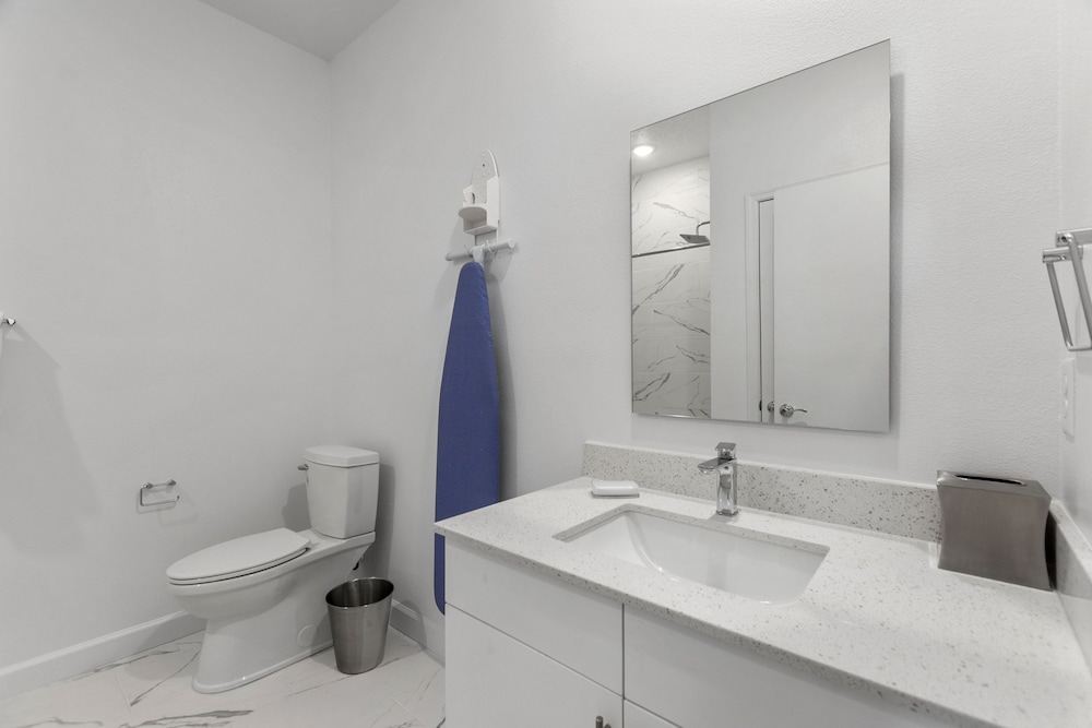Harmony Haven Boutique Townhome At Azzure Resort Near Disney By Shine Villas 6 Bedroom Townhouse
