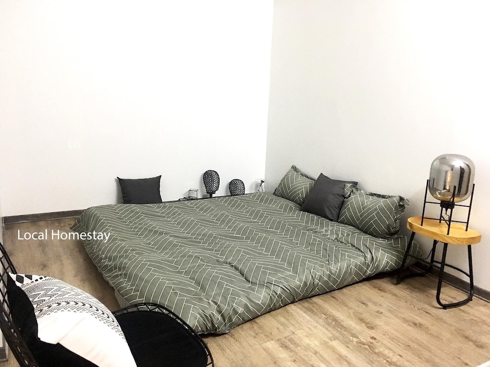 Local Homestay