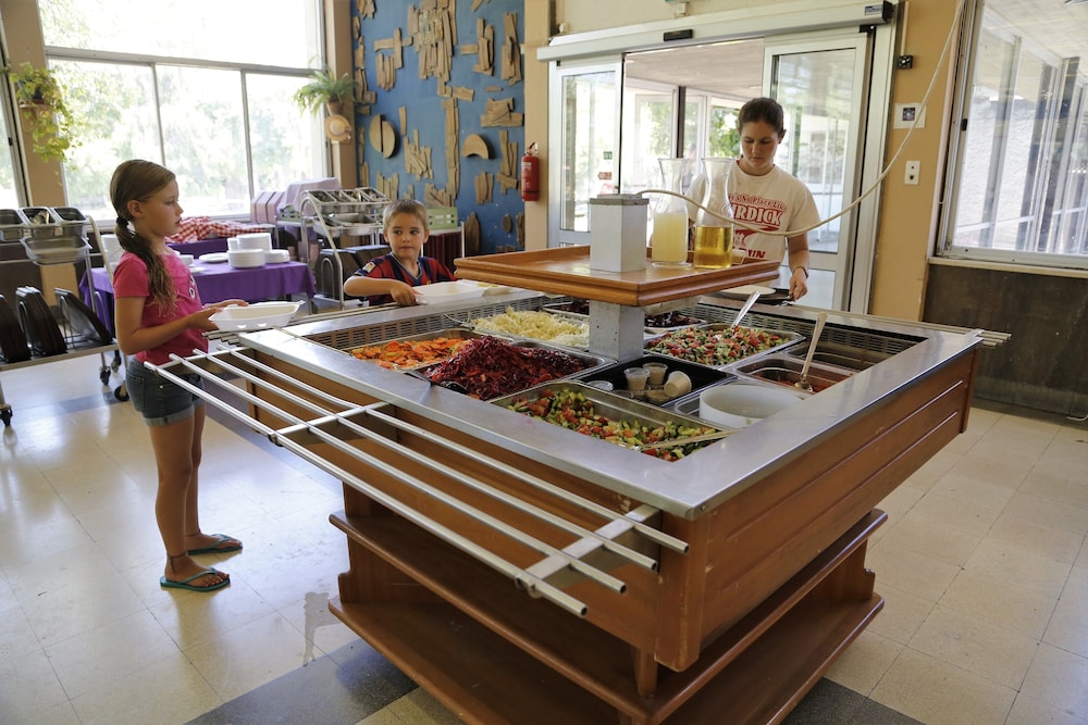 Kibbutz Kfar Masaryk Country Lodging