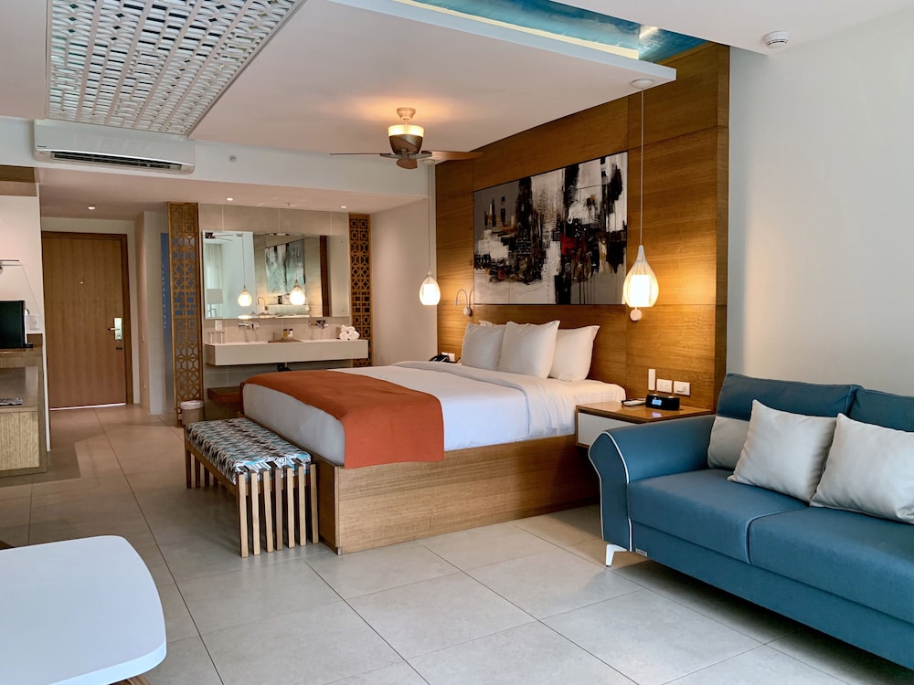 Azura Beach Resort - All Inclusive - Adults Only - Property Image 8