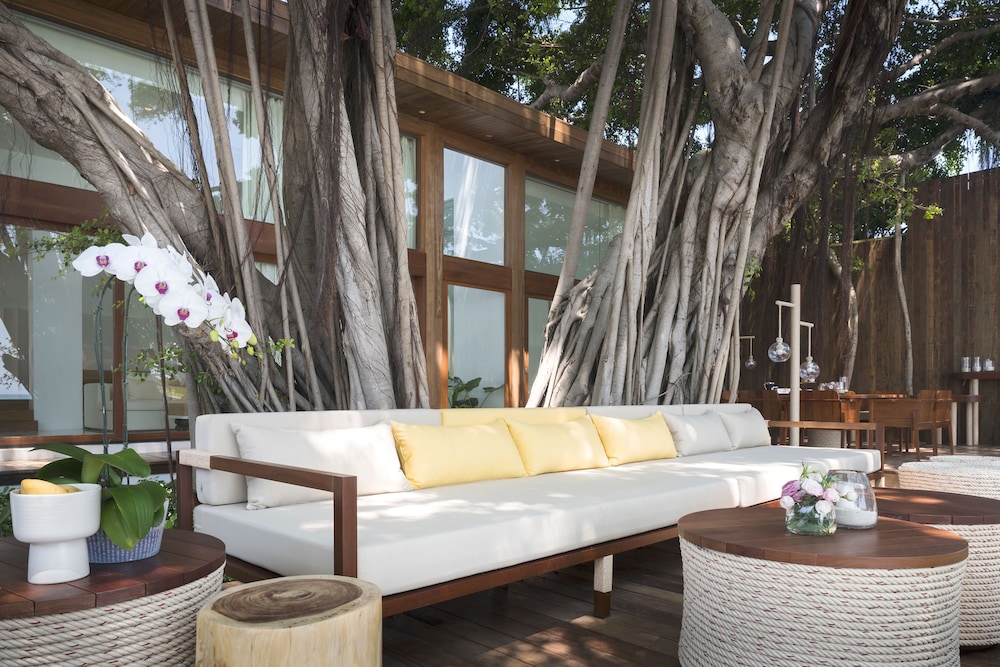 SALA Samui Chaweng Beach Resort