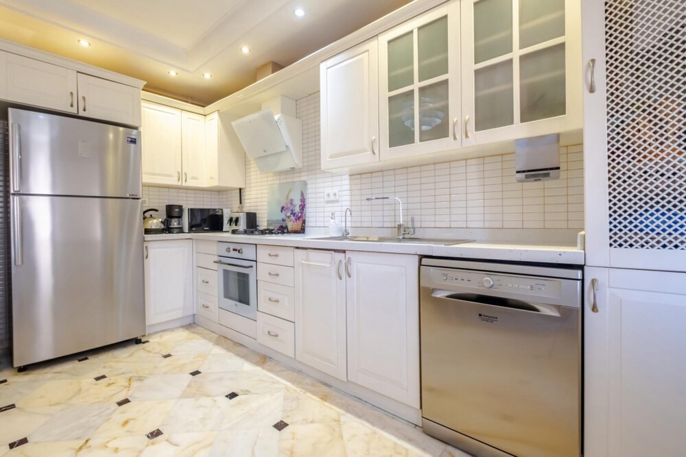 Ravishing Flat With Nature View in Florya