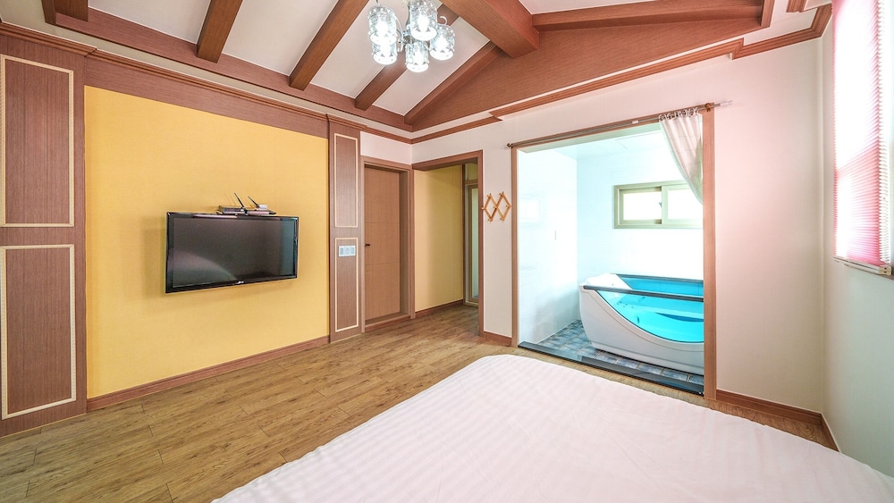 Gyeongju Clearmorning Petfriendlypension