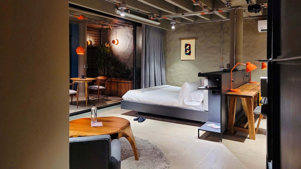 w Elegant Loft w Amazing Deco in Poblado