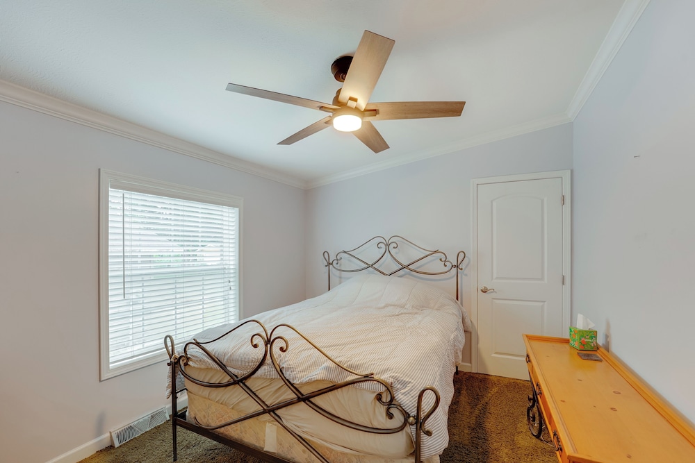 1 Mi to Silver Lake Sand Dunes: Family Gem w/ Yard
