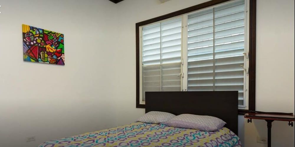 3 Bedroom Home in San Juan Hato Rey view 3