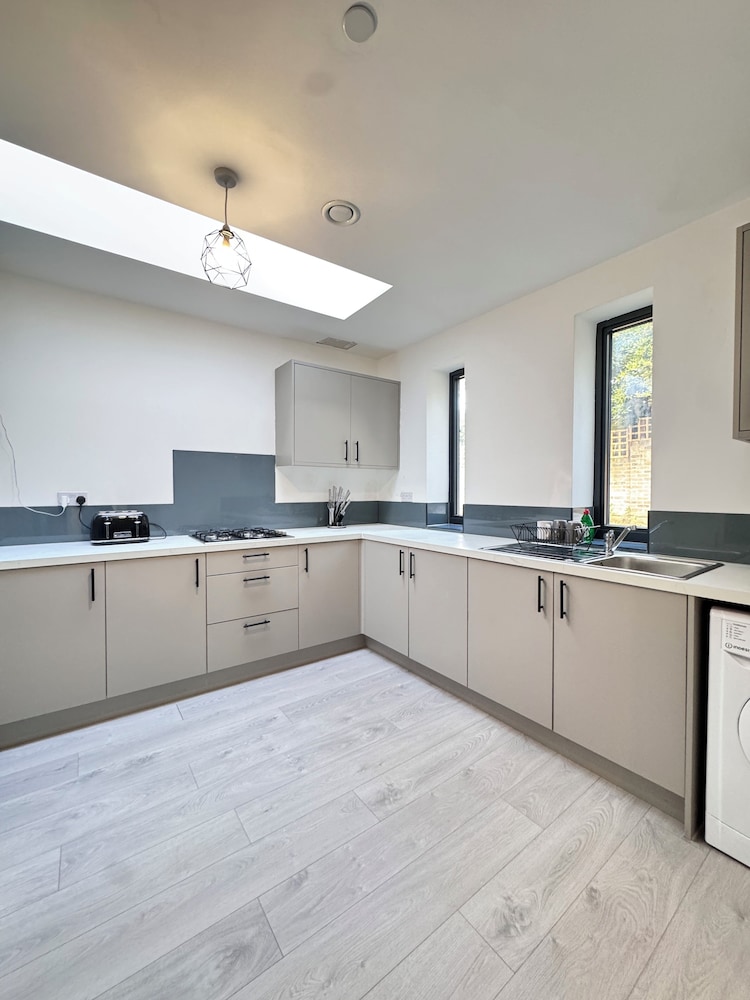 Ealing Broadway Great Stay