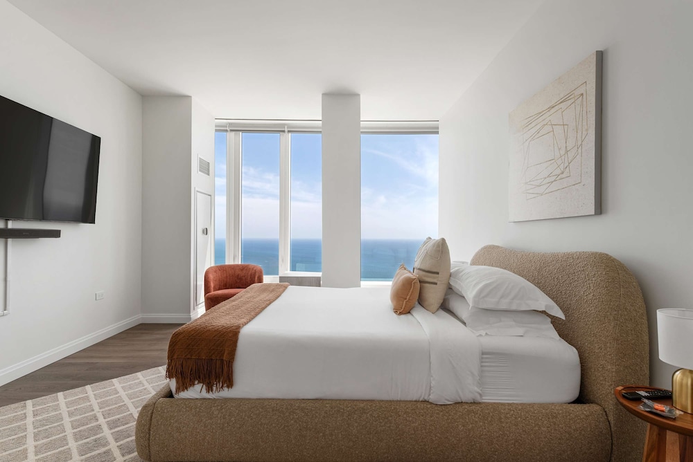Luxe Apts Stunning Lake Views Resort Amenities