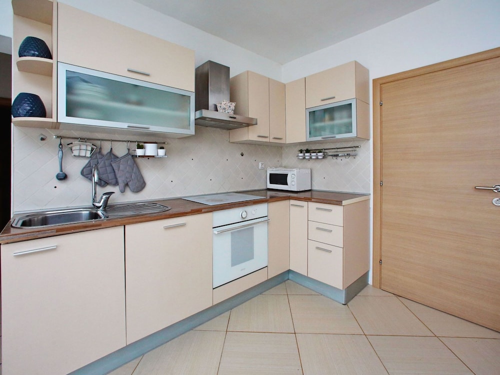Sun-kissed Apartment in Bibinje With Garden view 5