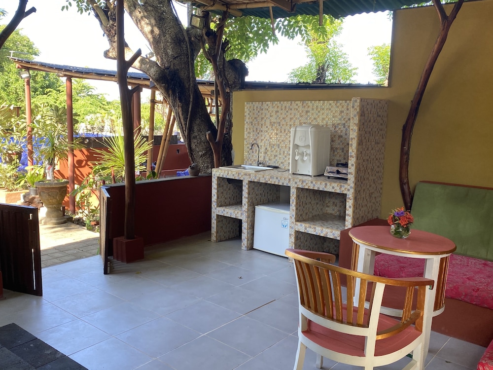 Villa Anjing 2