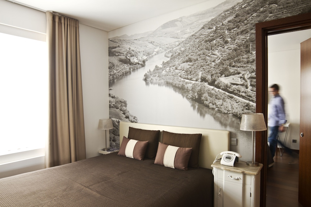 Oca Ribeira do Porto Hotel 13